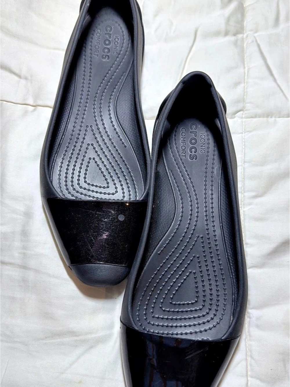 Crocs Sienna Shiny Black Cap Toe Ballet Flats Women's Size 10